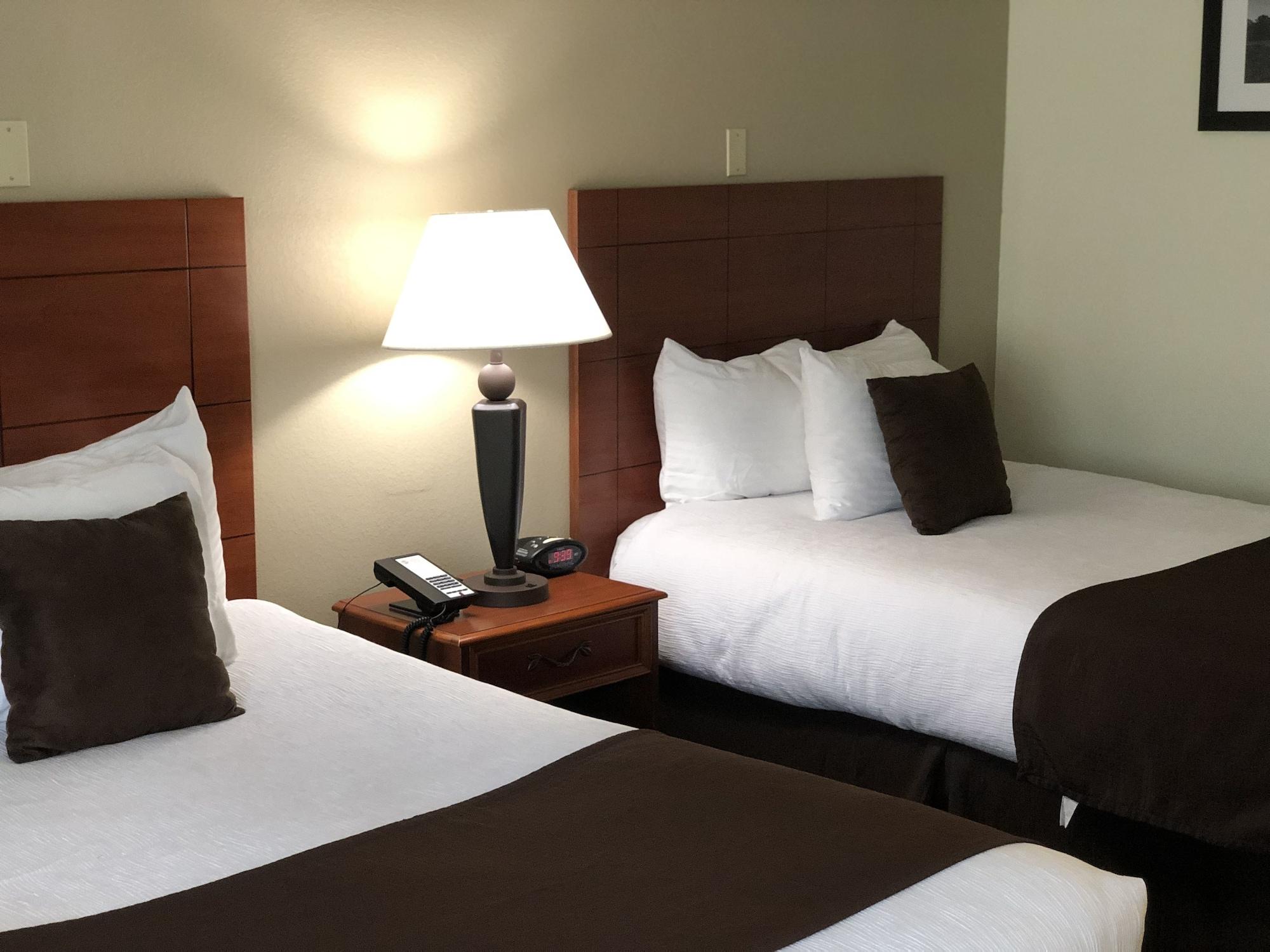 Best Western Plus Augusta Civic Center Inn Exterior photo
