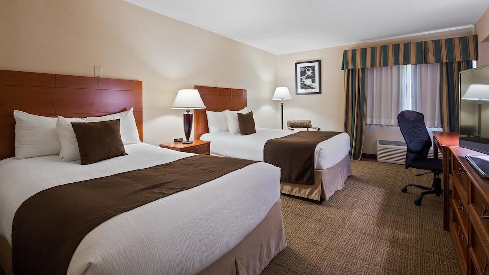 Best Western Plus Augusta Civic Center Inn Exterior photo