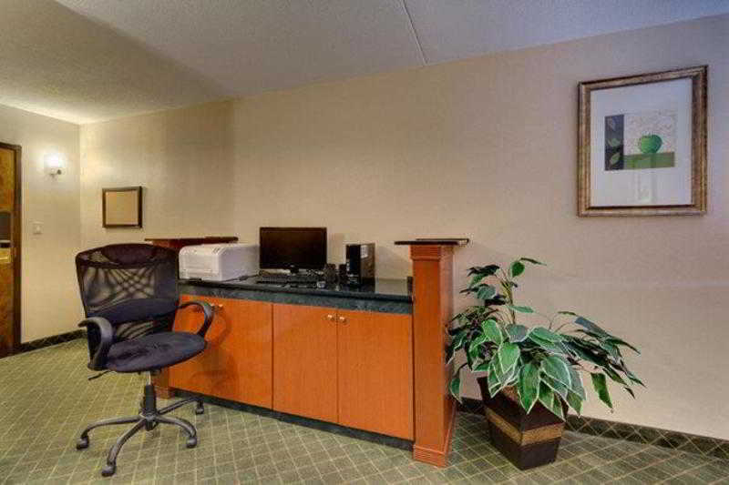 Best Western Plus Augusta Civic Center Inn Exterior photo